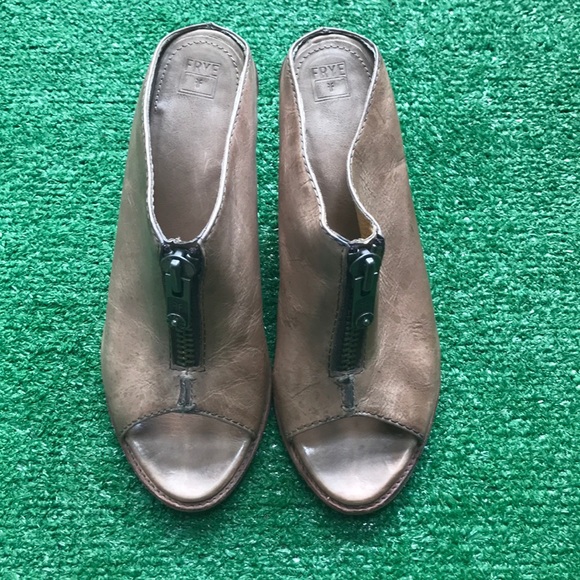 Frye 8.5 Izzy moto open toe mule heels - Picture 3 of 11